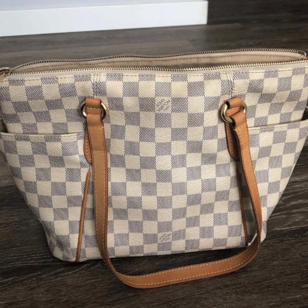 Louis Vuitton PM Totally purse.  Purchased in 2009